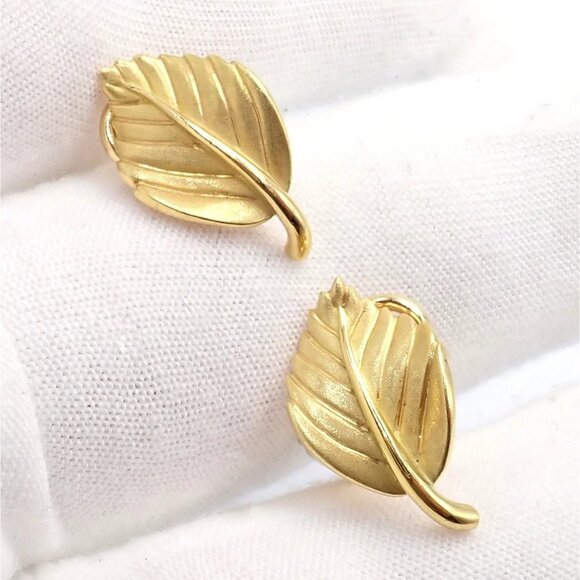 Vintage! Authentic Tiffany & Co Leaf 18k Yellow Gold Earrings 2003 - Picture 6 of 10